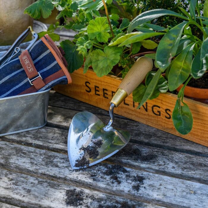 Burgon & Ball - Sophie Conran Heart-Shaped Trowel